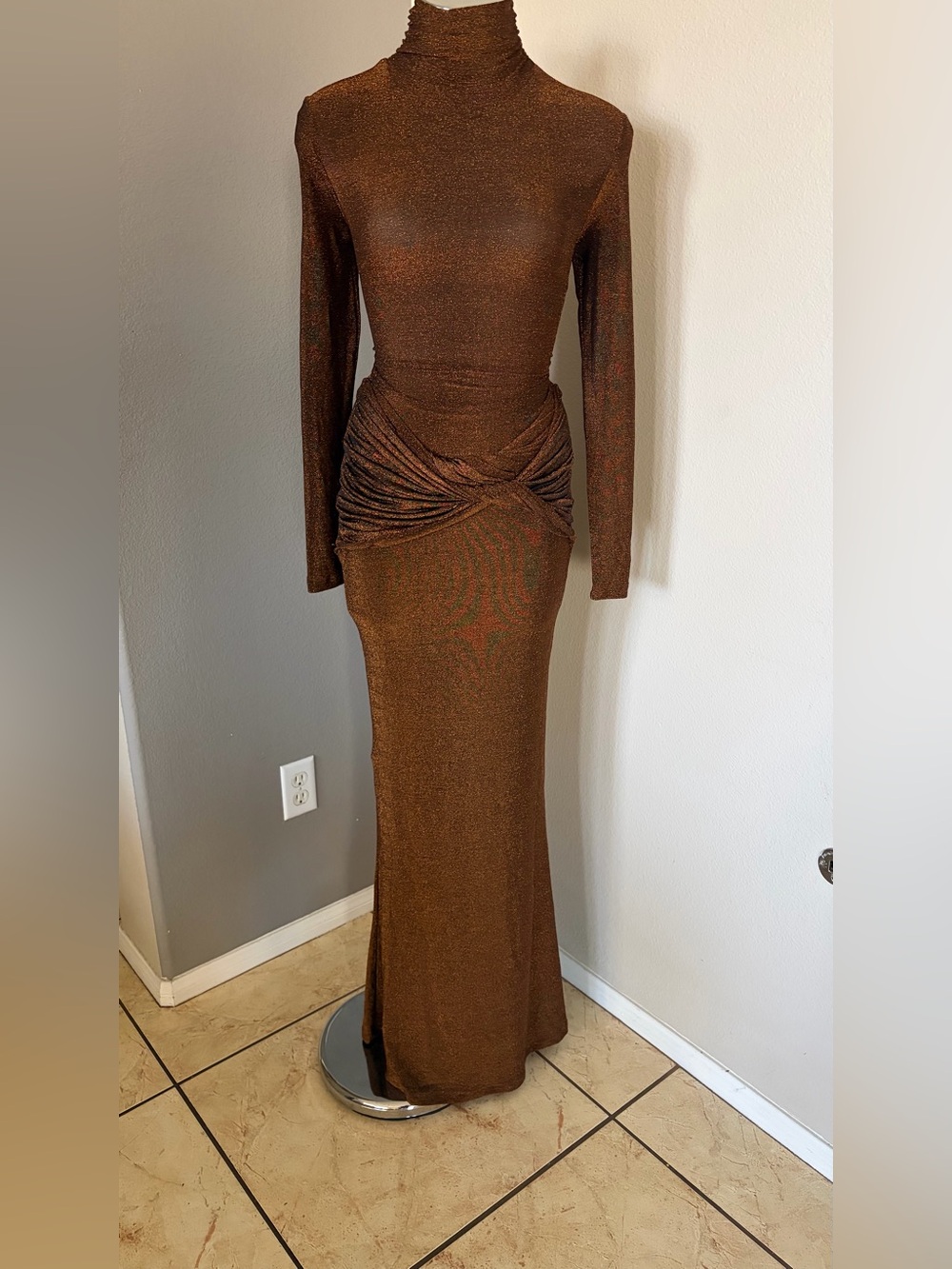 Metallic Brown Long-Sleeve Maxi Dress with Ruched Waist
